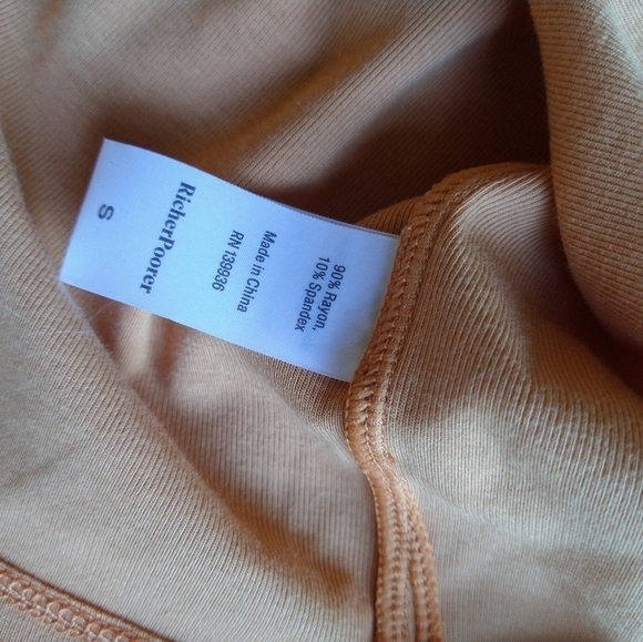 Richer Poorer Women’s Night Knit Orange Button Down Top Size S Pajama Shirt - Picture 6 of 6